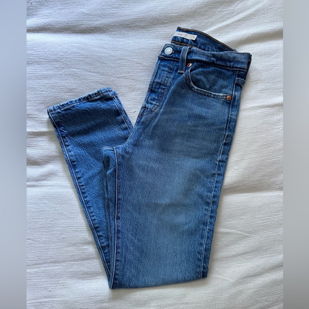 Levi’s Wedgie Jean